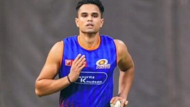 Yuvraj Singh के पिता Yograj Singh का मानना है कि अगर Arjun Tendulkar को Yuvraj अपनी मेंटरशिप में लें तो वह बन सकते हैं अगला Chris Gayle