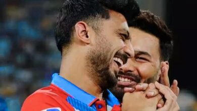 IPL 2025 में Rishabh Pant और Axar Patel की मस्तीभरी Toss Banter: मैच से पहले का एक मजेदार पल