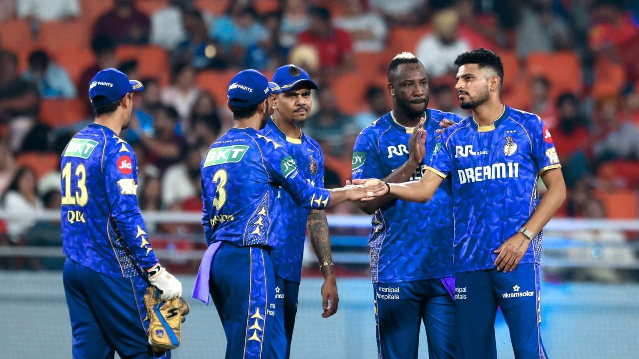 IPL 2025: प्लेऑफ की उम्मीदों को झटका KKR को ईडन गार्डन्स में सोमवार को मिली एक और हार IPL 2025: प्लेऑफ की उम्मीदों को झटका KKR को ईडन गार्डन्स में सोमवार को मिली एक और हार