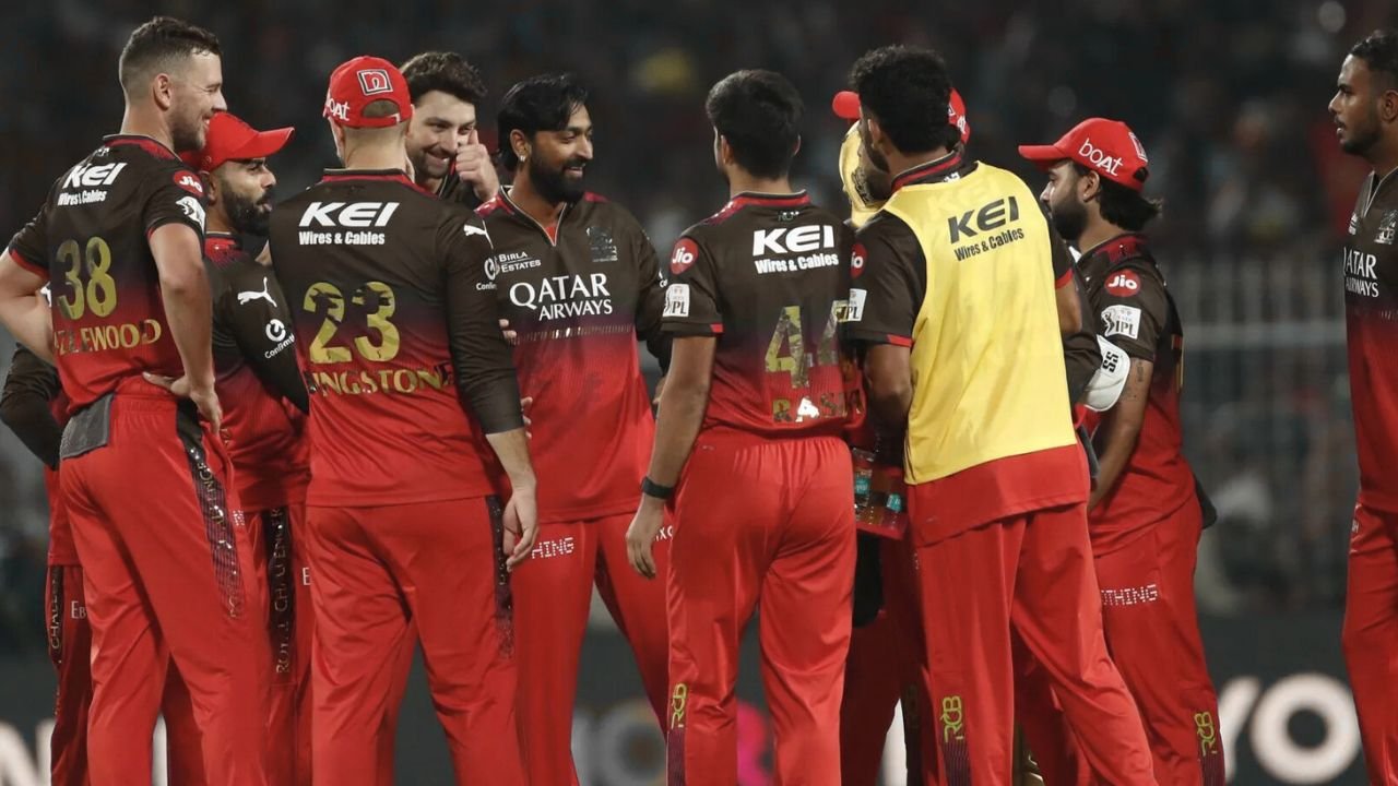 आरसीबी vs पंजाब: Bengaluru में Top-of-the-Table Clash दोनों Teams के पास हैं आठ अंक आरसीबी vs पंजाब: Bengaluru में Top-of-the-Table Clash दोनों Teams के पास हैं आठ अंक