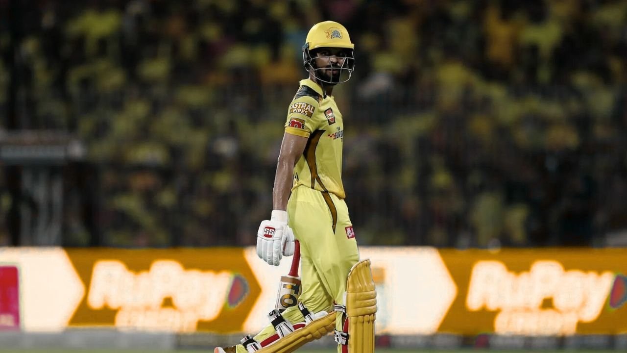 Chennai Super Kings ने किया बड़ा फैसला 17 वर्षीय Ayush Mhatre होंगे Ruturaj Gaikwad की जगह नए चेहरों में सबसे खास Chennai Super Kings ने किया बड़ा फैसला 17 वर्षीय Ayush Mhatre होंगे Ruturaj Gaikwad की जगह नए चेहरों में सबसे खास