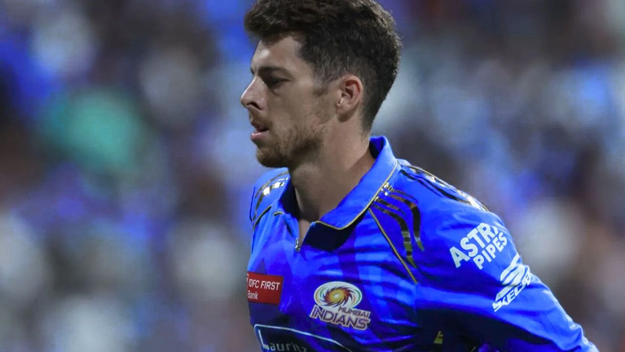 Big Blow चोट के चलते MI के स्टार स्पिनर Mitchell Santner LSG के खिलाफ मुकाबले से बाहर Big Blow चोट के चलते MI के स्टार स्पिनर Mitchell Santner LSG के खिलाफ मुकाबले से बाहर