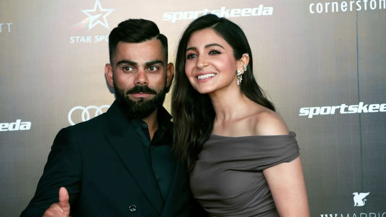 Royal Challengers Bangalore के स्टार विराट कोहली ने 24 अप्रैल को बेंगलुरू के म. चिन्नास्वामी स्टेडियम में राजस्थान रॉयल्स के खिलाफ आईपीएल 2025 के मैच में खेली शानदार 70 रन की पारी Royal Challengers Bangalore के स्टार विराट कोहली ने 24 अप्रैल को बेंगलुरू के म. चिन्नास्वामी स्टेडियम में राजस्थान रॉयल्स के खिलाफ आईपीएल 2025 के मैच में खेली शानदार 70 रन की पारी