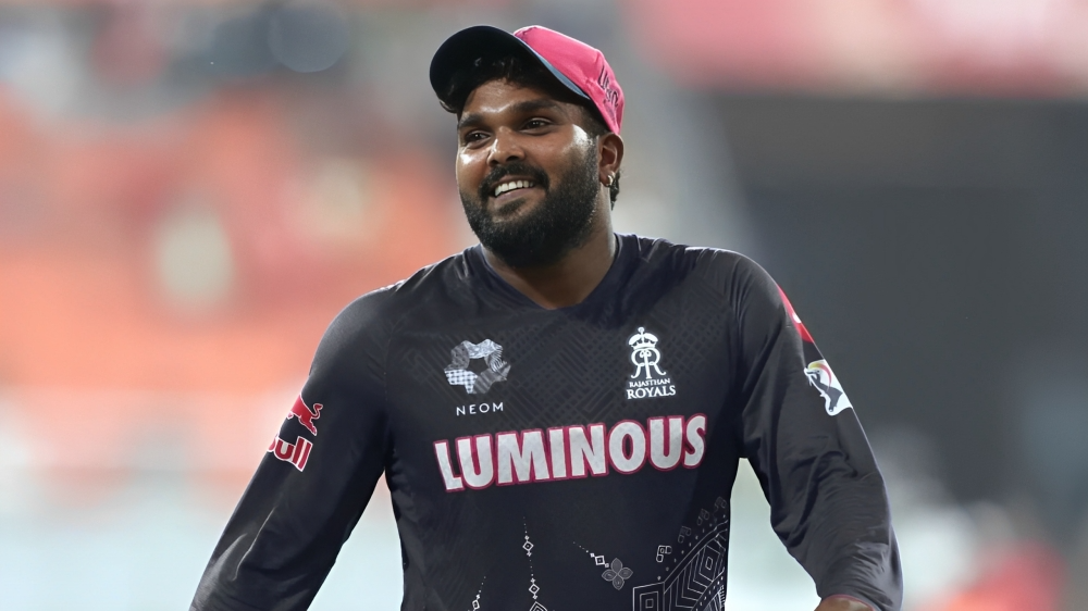 RR को बड़ा Setback: Personal Reasons के चलते GT के खिलाफ नहीं खेलेंगे Star Spinner Wanindu Hasaranga RR को बड़ा Setback: Personal Reasons के चलते GT के खिलाफ नहीं खेलेंगे Star Spinner Wanindu Hasaranga