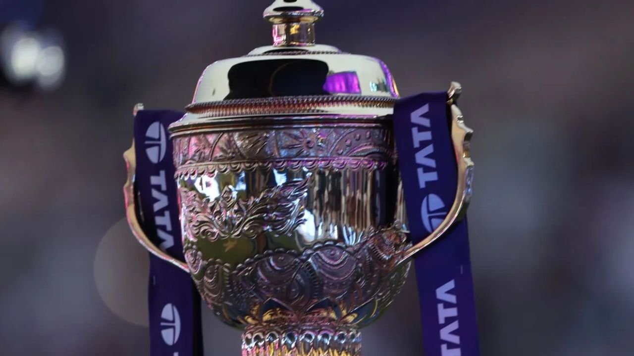 IPL 2025: कौन सी टीमें बना सकती हैं प्लेऑफ में जगह जानिए ताज़ा पॉइंट्स टेबल और समीकरण IPL 2025: कौन सी टीमें बना सकती हैं प्लेऑफ में जगह जानिए ताज़ा पॉइंट्स टेबल और समीकरण