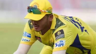 IPL 2025: CSK के युवा आयुष म्हात्रे ने शेरफेन रदरफोर्ड को चमत्कारिक कैच से आउट किया GT की उम्मीदें टूटीं