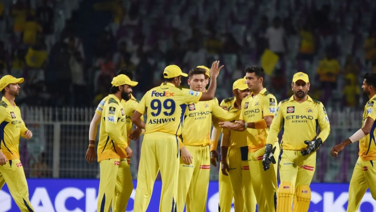 IPL 2025: CSK के खिलाड़ी खलील अहमद ने दिखाया सिंगिंग टैलेंट अर्जीत सिंह का गाना गाकर जीत लिया दिल IPL 2025: CSK के खिलाड़ी खलील अहमद ने दिखाया सिंगिंग टैलेंट अर्जीत सिंह का गाना गाकर जीत लिया दिल