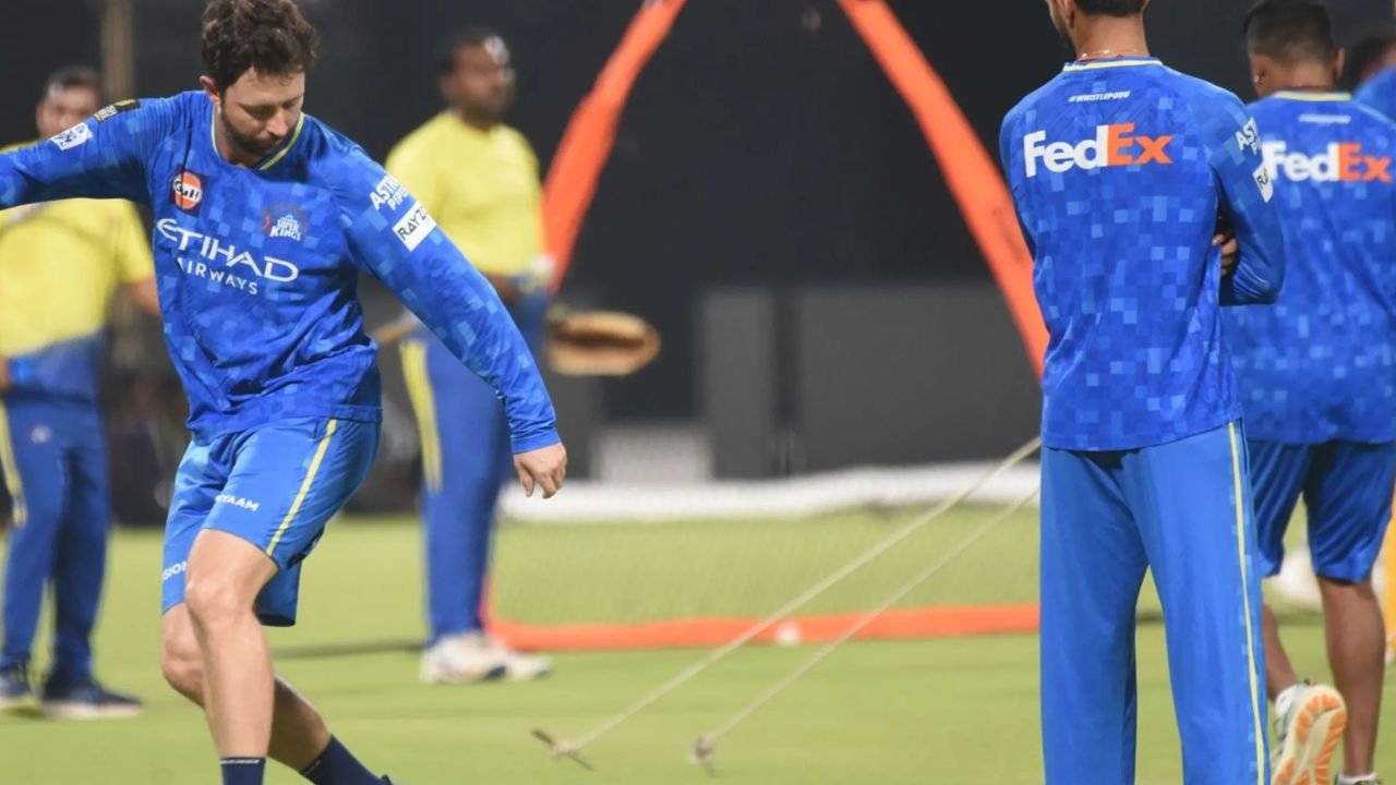 CSK के लिए डेब्यू करने जा रहे उर्विल पटेल: 28 गेंदों में शतक मारने वाला तूफानी बल्लेबाज अब IPL में मचाएगा धमाल CSK के लिए डेब्यू करने जा रहे उर्विल पटेल: 28 गेंदों में शतक मारने वाला तूफानी बल्लेबाज अब IPL में मचाएगा धमाल