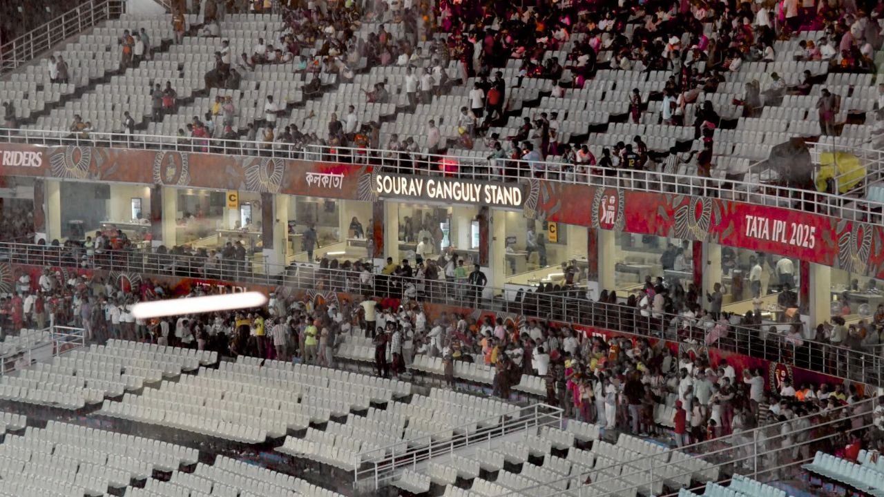 “Gareth Southgate का Surprise Appearance: Jaipur में Rajasthan Royals Fans के बीच!” “Gareth Southgate का Surprise Appearance: Jaipur में Rajasthan Royals Fans के बीच!”