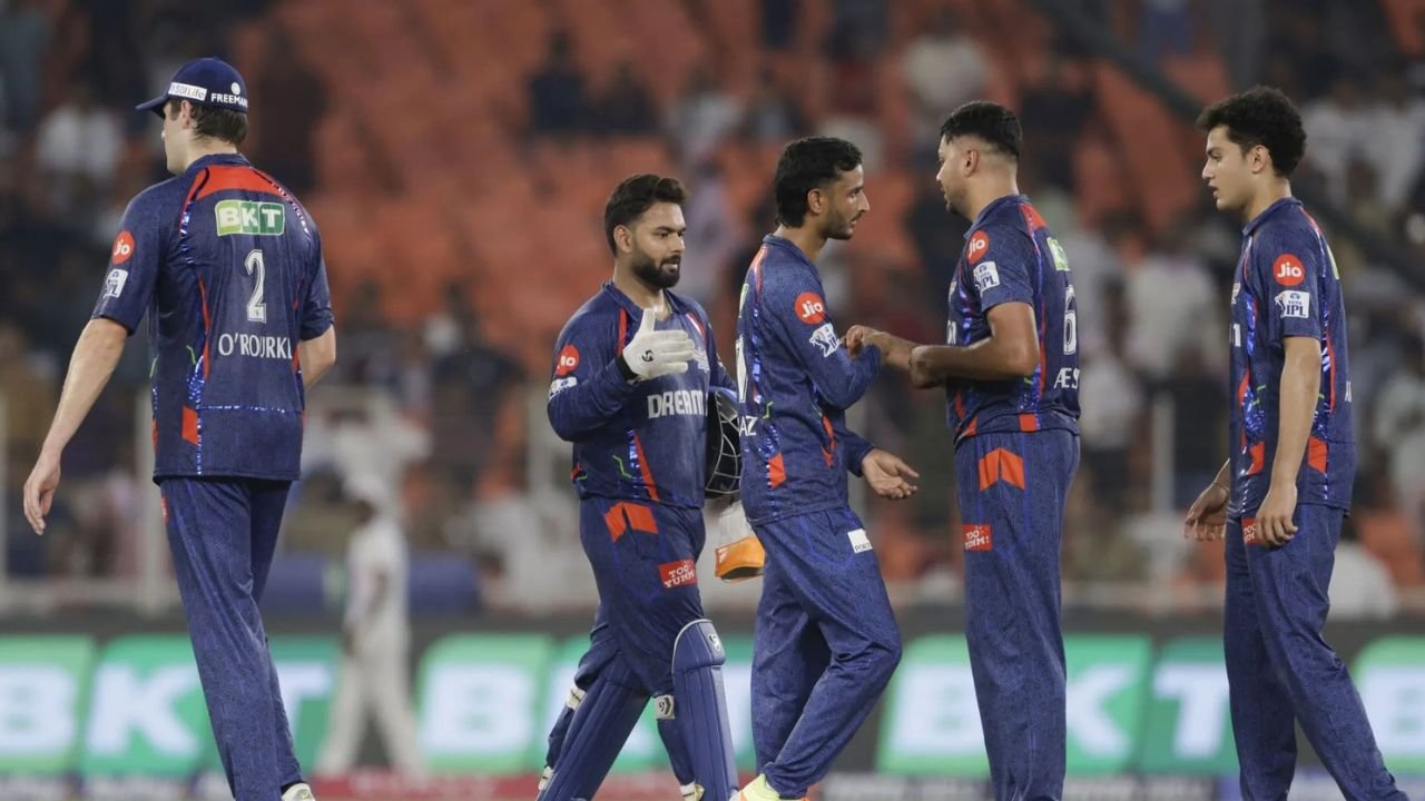 IPL 2025: RCB को लखनऊ सुपर जाइंट्स के Digvesh Rathi से सावधान रहने का आकाश चोपड़ा का सुझाव IPL 2025: RCB को लखनऊ सुपर जाइंट्स के Digvesh Rathi से सावधान रहने का आकाश चोपड़ा का सुझाव