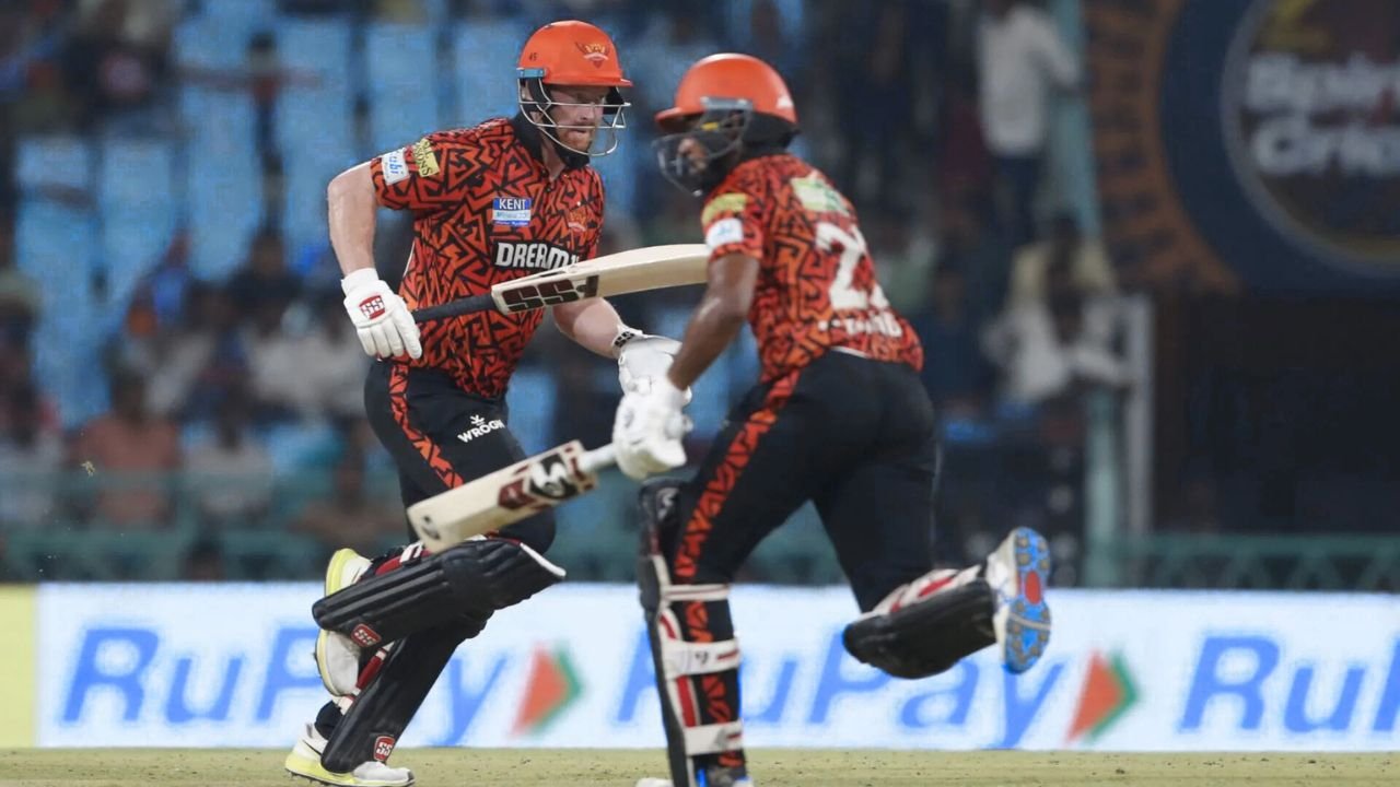 IPL 2025: प्लेऑफ की रेस में आरसीबी के लिए बड़ा मौका सनराइजर्स हैदराबाद से होगी टक्कर लखनऊ में
