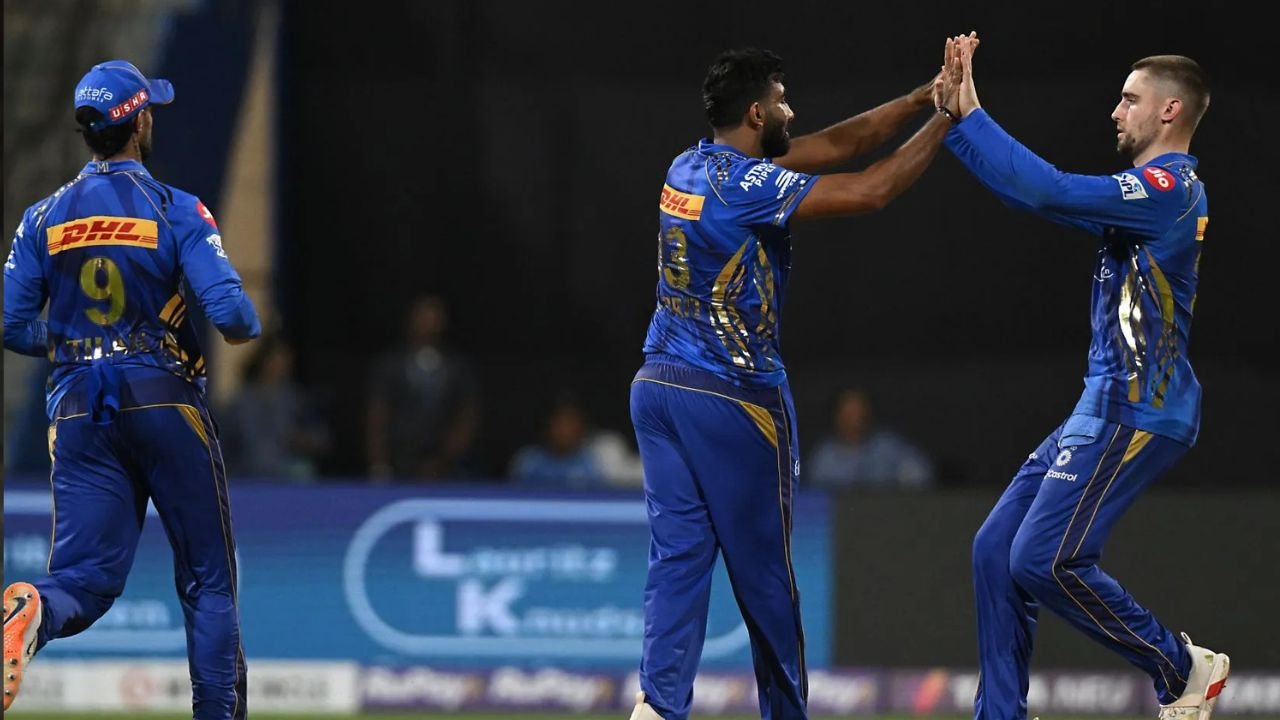 Mumbai Indians ने Rajasthan Royals को 100 Runs से हराया Playoffs में जगह पक्की करने के लिए एक जीत दूर Mumbai Indians ने Rajasthan Royals को 100 Runs से हराया Playoffs में जगह पक्की करने के लिए एक जीत दूर