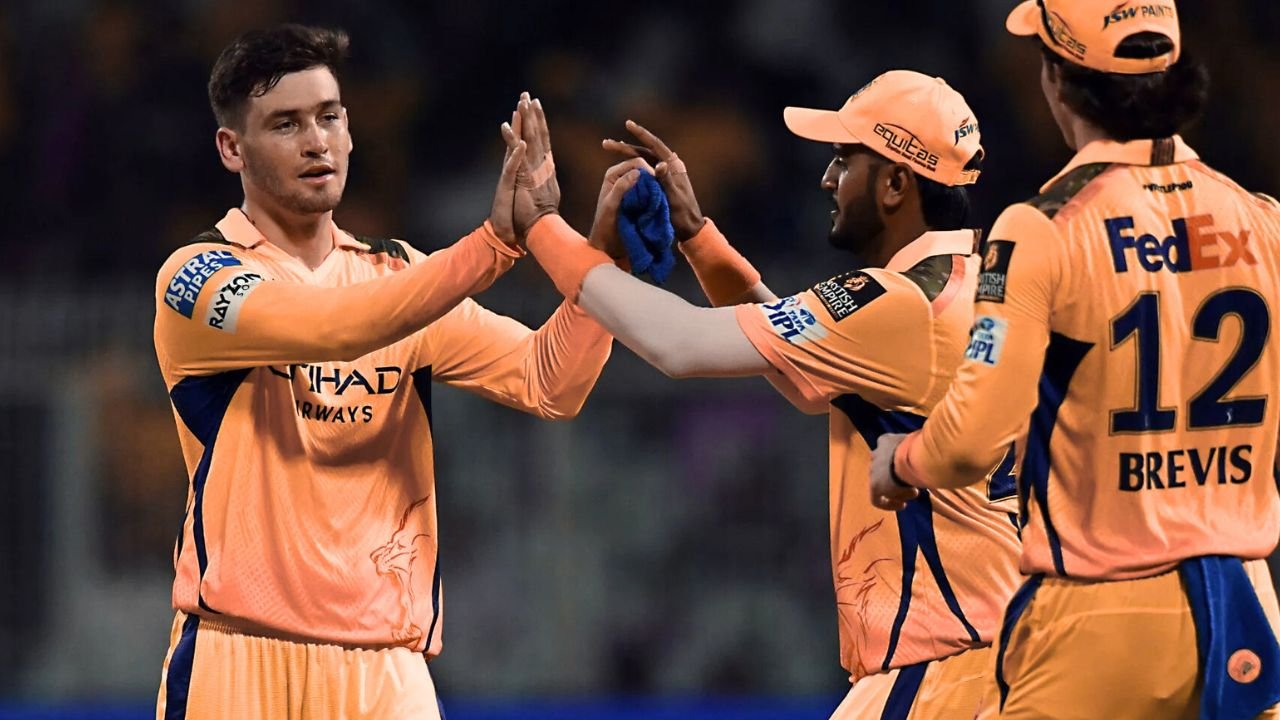KKR की बल्लेबाज़ी लड़खड़ाई, रहाणे और रसेल की जोड़ी ने बचाई लाज – जानिए पूरे मैच का हाल KKR की बल्लेबाज़ी लड़खड़ाई, रहाणे और रसेल की जोड़ी ने बचाई लाज – जानिए पूरे मैच का हाल
