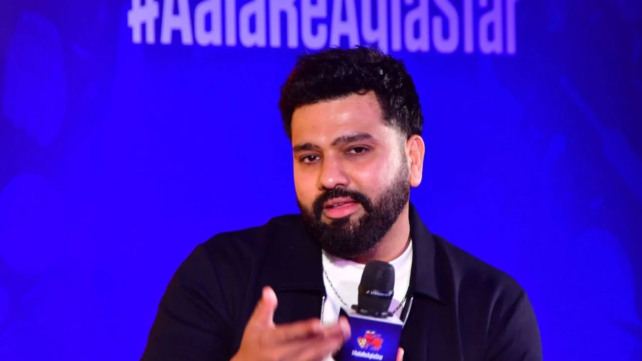 कभी-कभी खिलाड़ी से कहना पड़ता है – चाय पी और बाहर बैठ रोहित शर्मा के मज़ेदार इंटरव्यू पर फैंस लोटपोट कभी-कभी खिलाड़ी से कहना पड़ता है – चाय पी और बाहर बैठ रोहित शर्मा के मज़ेदार इंटरव्यू पर फैंस लोटपोट