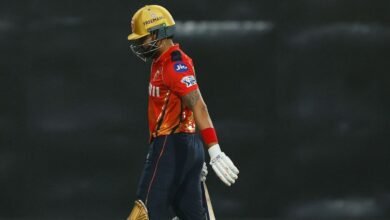 Josh Hazlewood की तूफानी वापसी IPL 2025 Qualifier में Shreyas Iyer फिर बने शिकार