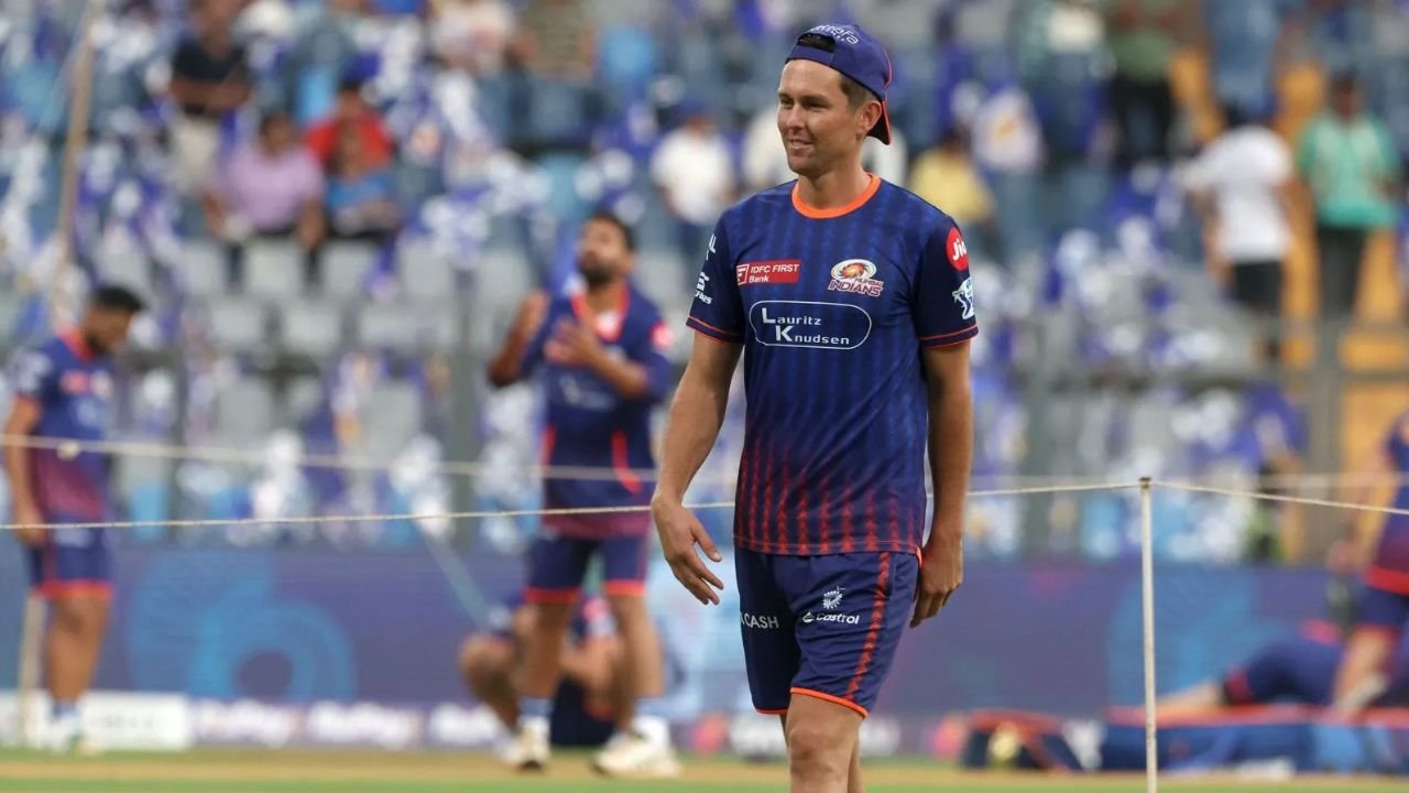 IPL 2025: मुंबई इंडियंस के ट्रेंट बोल्ट ने की मिचेल सैंटनर की नकल प्रैक्टिस सेशन में छाया मज़ेदार मूड IPL 2025: मुंबई इंडियंस के ट्रेंट बोल्ट ने की मिचेल सैंटनर की नकल प्रैक्टिस सेशन में छाया मज़ेदार मूड