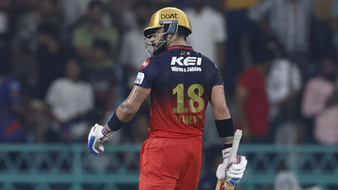 IPL 2025: लखनऊ के अवेश खान ने विराट कोहली को 54 रन पर आउट किया बड़ा शॉट खेलते हुए हुआ कैच IPL 2025: लखनऊ के अवेश खान ने विराट कोहली को 54 रन पर आउट किया बड़ा शॉट खेलते हुए हुआ कैच